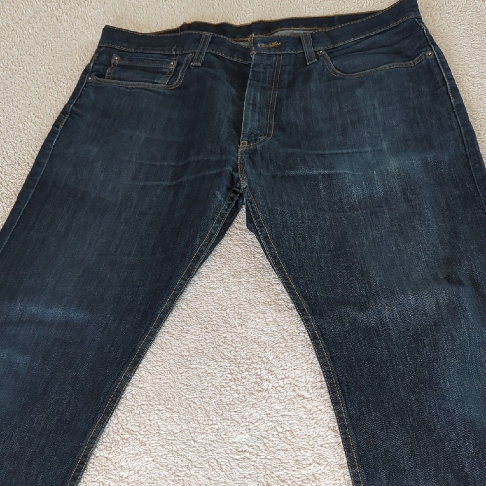 Levi's Dark Blue Straight Leg Jeans 36x32 AS IS  MISSING BUTTON